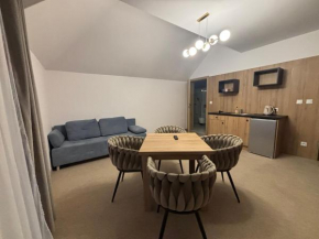 Resort EDEN - domki, pokoje, apartamenty